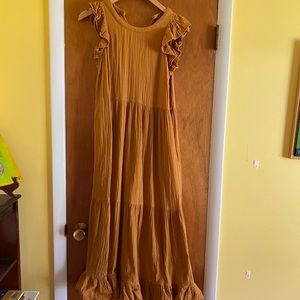 Universal Thread Womens size medium gauze maxi dress